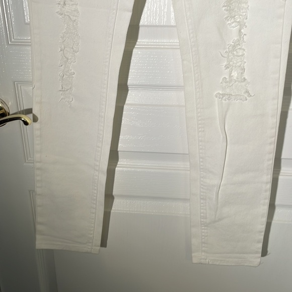 Indigo Rein Skinny Distressed Jeans Woman’s Size 11 NWT - Picture 14 of 17